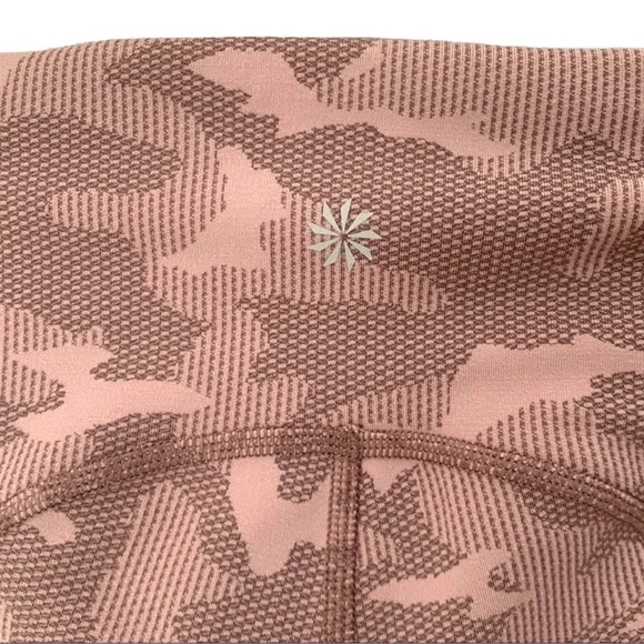 ATHLETA Lot of 2 Pair Capri Leggings Size XS Pink Camo Gray Running Yoga - Picture 8 of 16